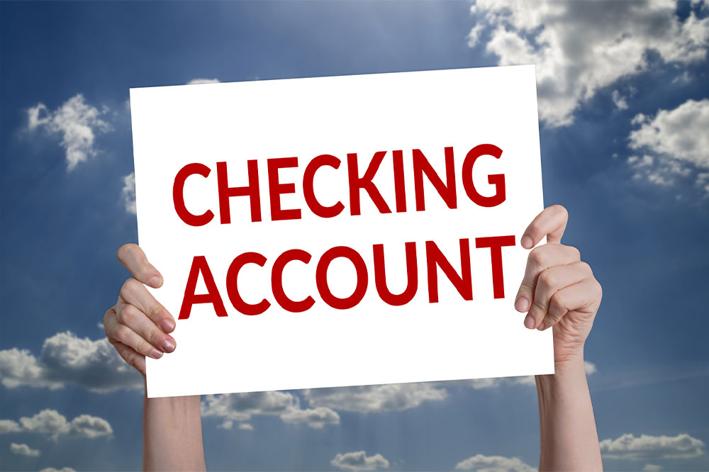 Types of checking accounts offered by top banks