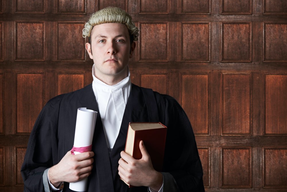 Things to know before hiring a court lawyer