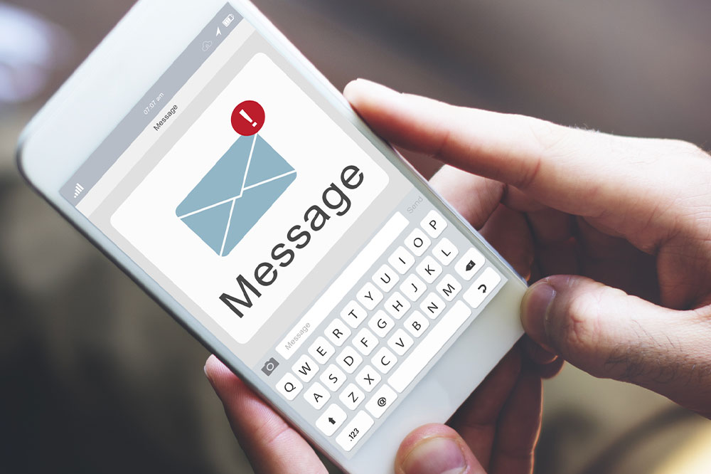 Factors to consider before choosing a text messaging service