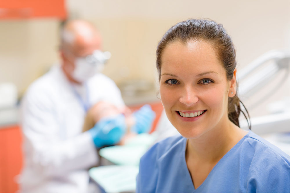 Job role and responsibilities of a dental assistant
