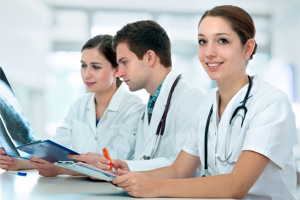 The benefits of pursuing a CNA degree online