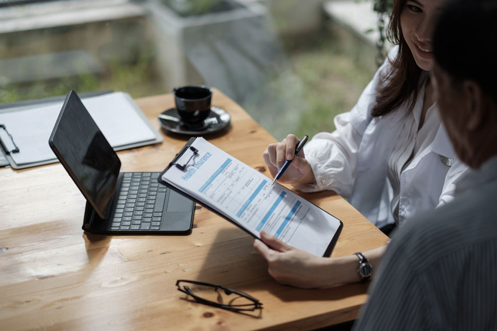 Finance and insurance – Types, companies, services, and more